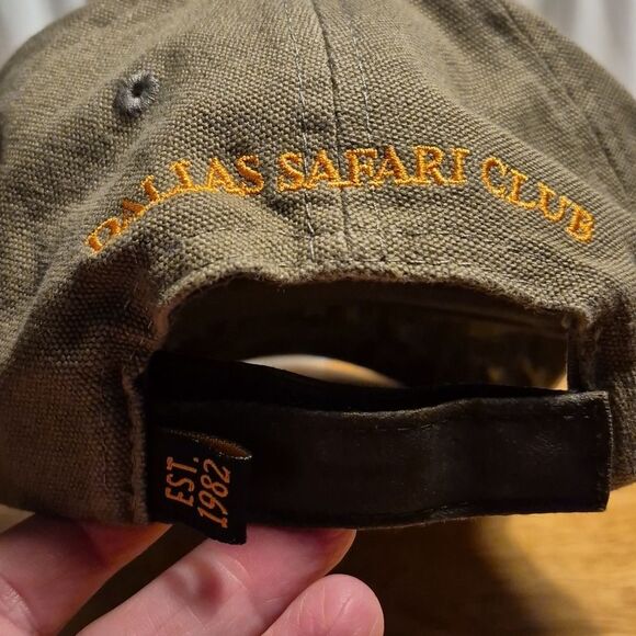 DSC Dallas Safari Club Faux Leather Brim Velcroback Hat - New - Picture 6 of 11